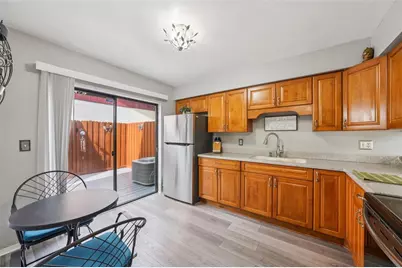 10305 Rosemount Drive, Tampa, FL 33624 - Photo 12