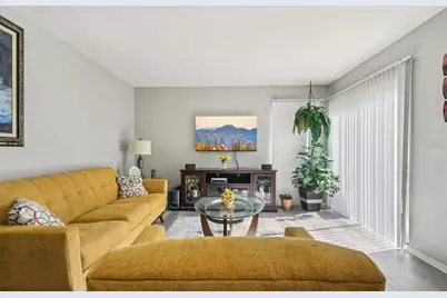 10305 Rosemount Drive, Tampa, FL 33624 - Photo 4