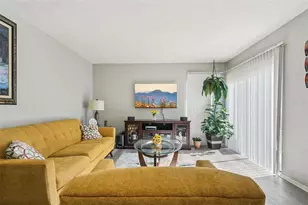 10305 Rosemount Dr, Tampa, FL 33624 - Photo 4