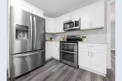 6112 N 23rd Street, Tampa, FL 33610 - Photo 12