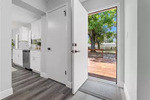 6112 N 23rd St, Tampa, FL 33610 - Photo 24