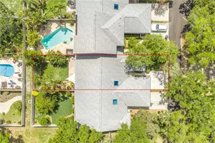 992 San Carlos Ct NE, Saint Petersburg, FL 33702 - Photo 24