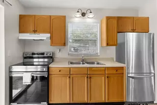 13921 19th St, Dade City, FL 33525 - Photo 8