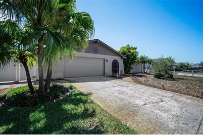 2255 Wilshire Drive, Dunedin, FL 34698 - Photo 6