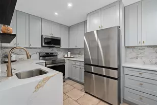 4190 Versailles Dr, Orlando, FL 32808 - Photo 16