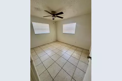 3194 Green Acres Avenue, Largo, FL 33771 - Photo 6