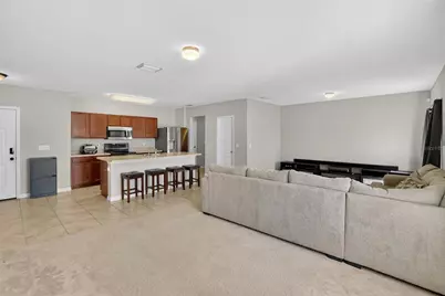 11932 Grand Kempston Drive, Gibsonton, FL 33534 - Photo 10