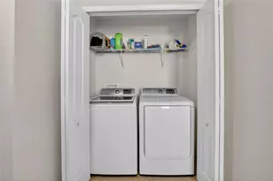 11932 Grand Kempston Dr, Gibsonton, FL 33534 - Photo 20