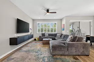 339 Sandbar Ave NE, Saint Petersburg, FL 33716 - Photo 6