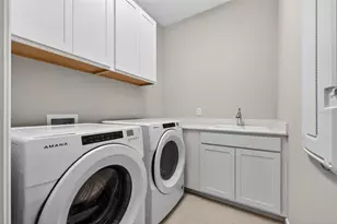 339 Sandbar Ave NE, Saint Petersburg, FL 33716 - Photo 30