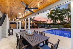 4009 Priory Cir, Tampa, FL 33618 - Photo 4