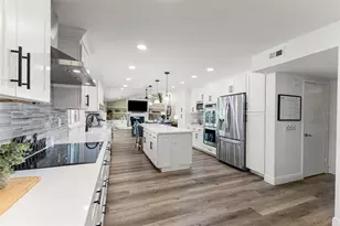 4009 Priory Cir, Tampa, FL 33618 - Photo 26