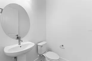 37327 Gunnison Dr, Zephyrhills, FL 33540 - Photo 12