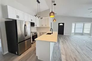 1014 16th Ave NW, Clearwater, FL 33756 - Photo 6