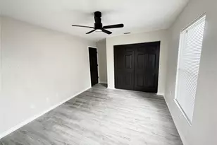 1014 16th Ave NW, Largo, FL 33756 - Photo 12