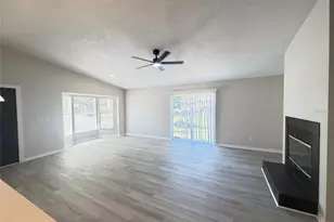 1014 16th Ave NW, Largo, FL 33756 - Photo 4