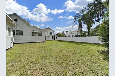 601 W Baker Street, Plant City, FL 33563 - Photo 8