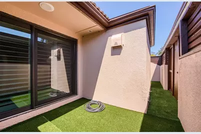 1307 Pelican Creek Crossing #1307, Saint Petersburg, FL 33707 - Photo 36