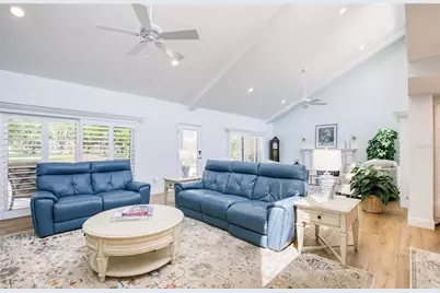 1307 Pelican Creek Crossing #1307, Saint Petersburg, FL 33707 - Photo 18