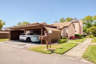 1307 Pelican Creek Crossing, Saint Petersburg, FL 33707 - Photo 66