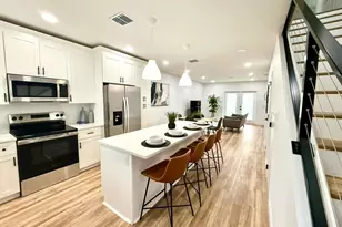 8110 N Greenwood Ave, Tampa, FL 33604 - Photo 10