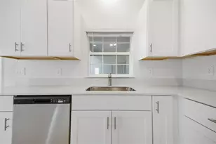 10815 Ichetucknee Wy, New Port Richey, FL 34655 - Photo 6