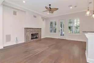 947 Hemingway Cir, Tampa, FL 33602 - Photo 8