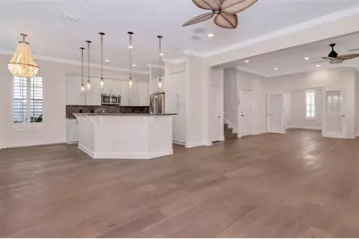 947 Hemingway Circle, Tampa, FL 33602 - Photo 12