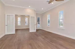 947 Hemingway Cir, Tampa, FL 33602 - Photo 4