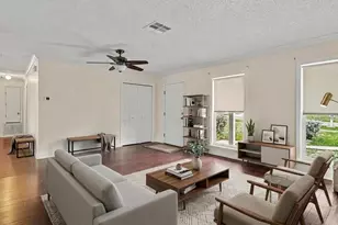 2434 W Gardenia Dr, Citrus Springs, FL 34434 - Photo 2