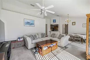 12422 Tree Pointe Ct, Riverview, FL 33578 - Photo 6