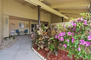 1304 13th Cir SE, Largo, FL 33771 - Photo 2