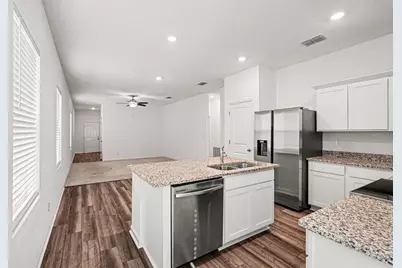 11680 Judicial Court, Dade City, FL 33525 - Photo 8
