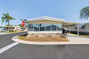 2000 E Bay Dr, Largo, FL 33771 - Photo 28