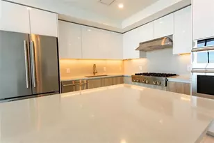 400 Central Ave, Saint Petersburg, FL 33701 - Photo 6