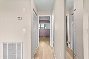 5603 80th St N, Saint Petersburg, FL 33701 - Photo 10