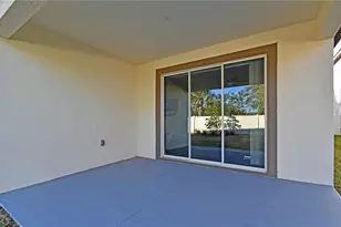 17304 Banded Gold Ln, Wimauma, FL 33598 - Photo 8