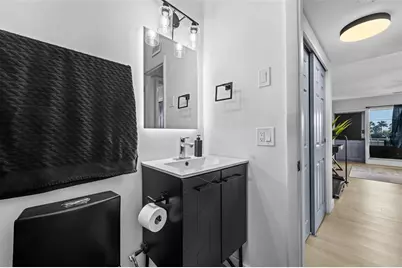 11430 3rd Street E, Treasure Island, FL 33706 - Photo 10