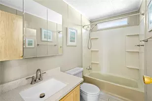 5427 Seville Dr, Zephyrhills, FL 33541 - Photo 22