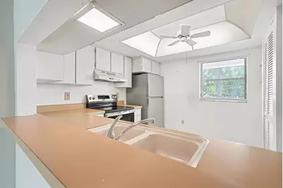 2650 Countryside Boulevard #E 204, Clearwater, FL 33761 - Photo 4