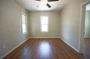 1901 W Bristol Ave, Tampa, FL 33606 - Photo 2