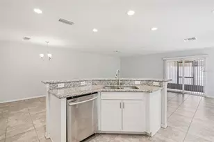 13114 Sonoma Bend Pl, Gibsonton, FL 33534 - Photo 16