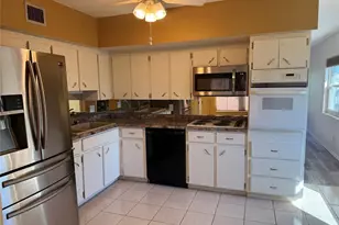 2380 World Pkwy Blvd, Clearwater, FL 33763 - Photo 12