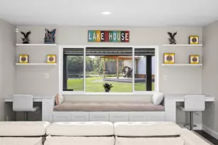 10525 Homestead Dr, Tampa, FL 33618 - Photo 14