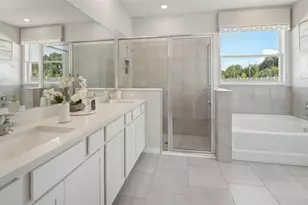 2072 Stratten Dr, Zephyrhills, FL 33541 - Photo 22