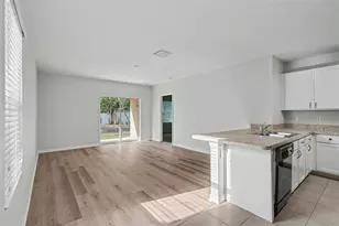 10125 Hawk Storm Ave, Tampa, FL 33610 - Photo 10