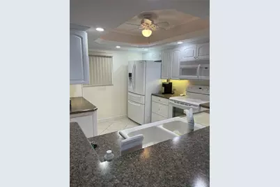 895 S Gulfview Boulevard #303, Clearwater Beach, FL 33767 - Photo 16