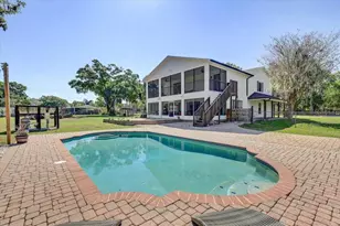 4710 Stearns Rd, Valrico, FL 33596 - Photo 2