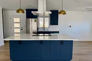 3930 E Eden Roc Cir, Tampa, FL 33634 - Photo 4