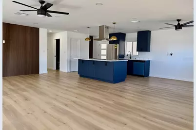 3930 E Eden Roc Circle, Tampa, FL 33634 - Photo 8